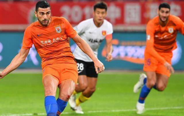  菲尔特客场爆冷击败劲旅，升班马展现顽强斗志  