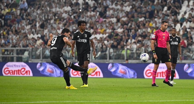  弗拉霍维奇陷入进球荒，尤文天价引援遭批  