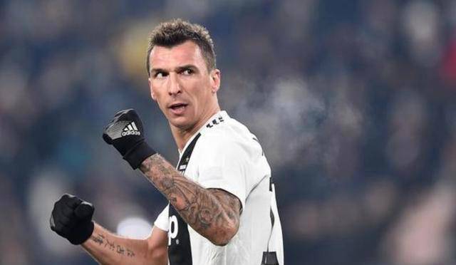  热那亚旧将重返意甲，签约升班马签约三年合约  